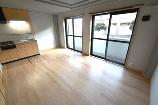 【居間・リビング】 | パル新谷弐番館