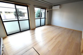 【居間・リビング】 | パル新谷弐番館