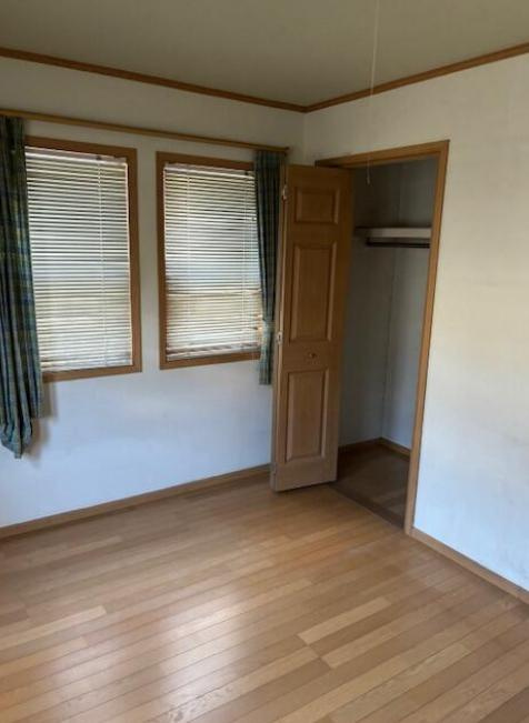 ひたちなか市大字中根　中古戸建の洋室