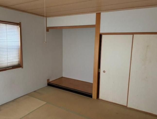 ひたちなか市大字中根　中古戸建の和室|赤ちゃんスペースや客間など、多彩な用途で使用できる和室☆