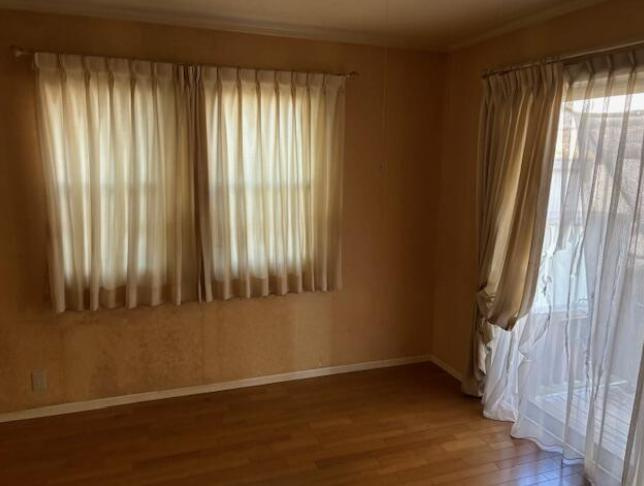 ひたちなか市大字中根　中古戸建の洋室