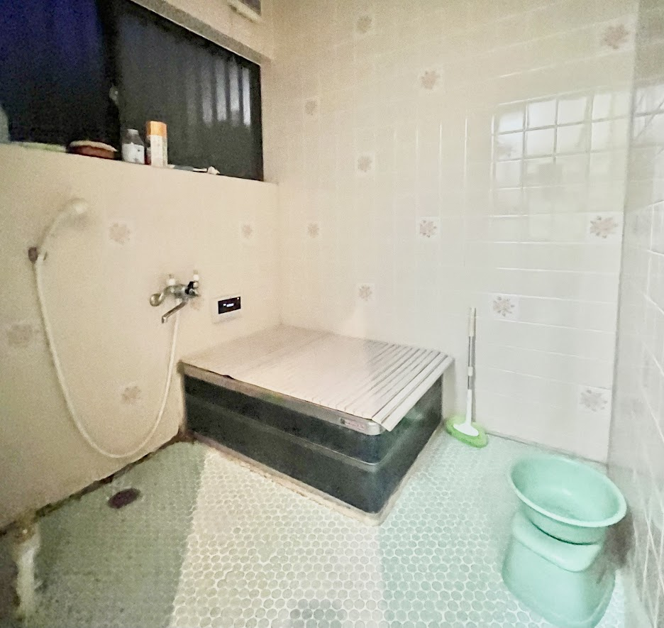 売中古戸建　中央区江之島町の浴室|リフォームもご案内可能です。