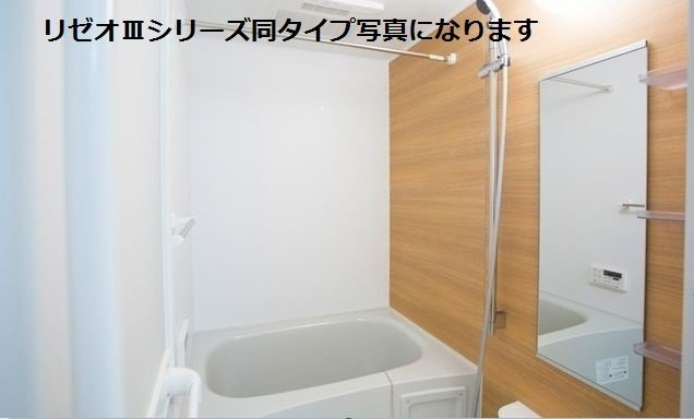 ピアブリーゼ神明の浴室
