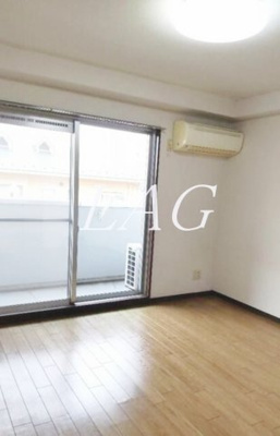 【居間・リビング】 | コムネット町田 | 洋室のお部屋です。