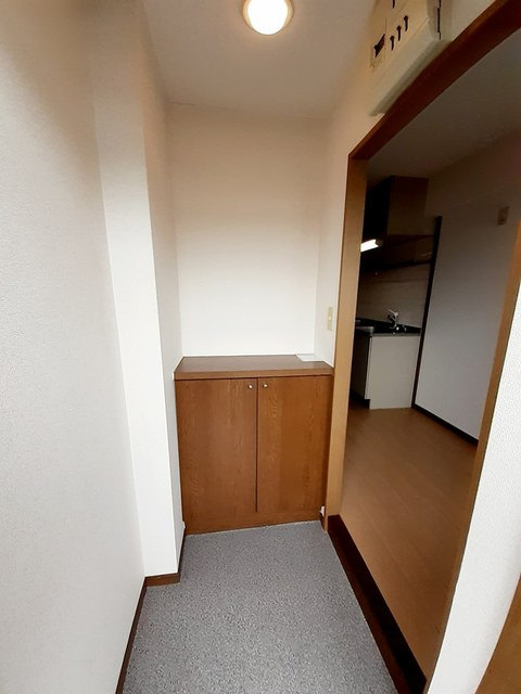 アーバンリバブルの玄関