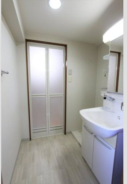 ルーセントハウスMの洗面所