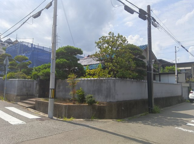 野上４丁目　土地の前面道路含む現地写真