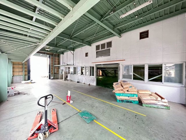高浜市論地町1丁目貸工場の内装