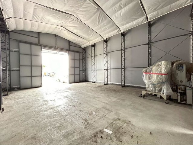 高浜市論地町1丁目貸工場の内装