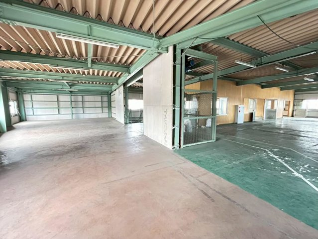 高浜市論地町1丁目貸工場の内装