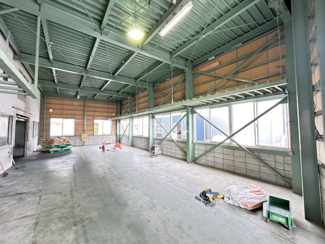 高浜市論地町1丁目貸工場の内装