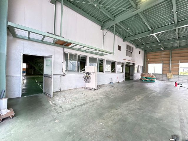 高浜市論地町1丁目貸工場の内装