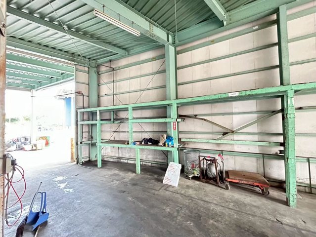 高浜市論地町1丁目貸工場の内装