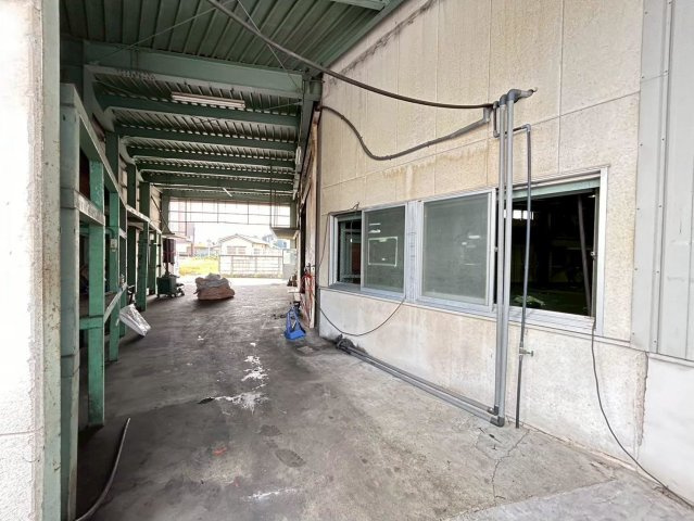 高浜市論地町1丁目貸工場の内装