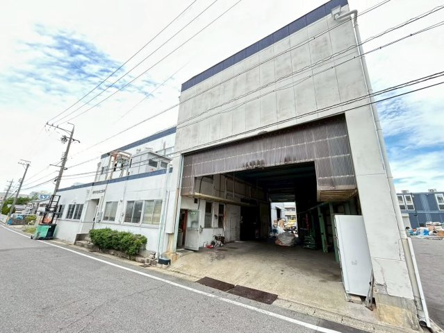 高浜市論地町1丁目貸工場の外観