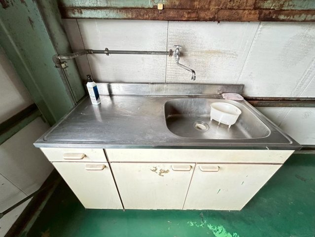 高浜市論地町1丁目貸工場のキッチン