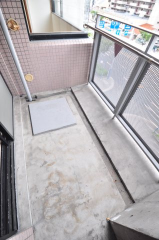 大阪市都島区中野町１丁目の賃貸マンションのバルコニー