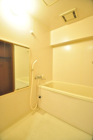 大阪市都島区中野町１丁目の賃貸マンションの浴室