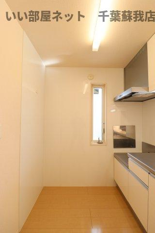 サンアベニューⅣのキッチン|コンパクトなキッチンで掃除もラクラク