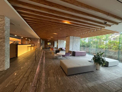  | エントランス内 