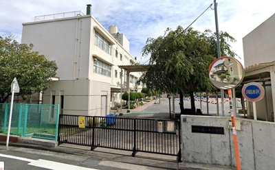  | 横浜市立藤の木小学校まで596m 