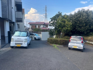 【前面道路含む現地写真】 | 前面道路