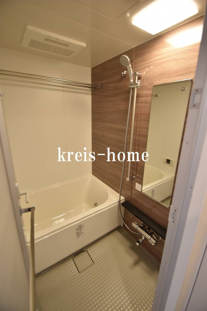 ザ・パークワンズ千代田佐久間町の浴室