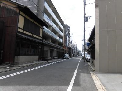 カーネルヒルの周辺|前面道路