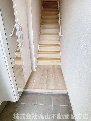 エレガンシアⅠの玄関