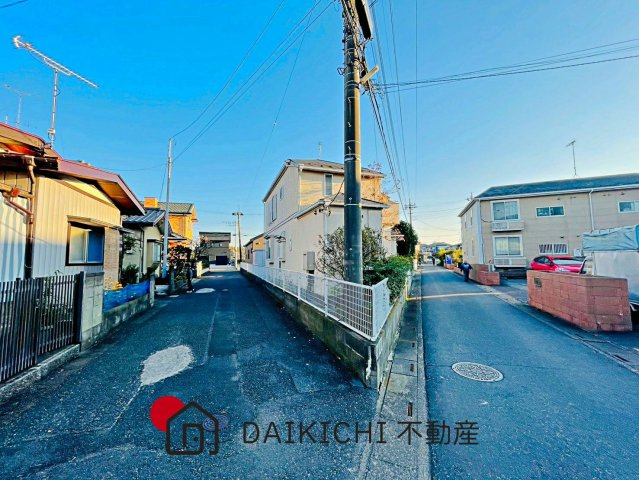 【前面道路含む現地写真】 | 久喜市菖蒲町三箇　中古戸建