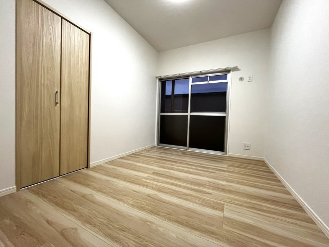 三愛シティライフ箱崎12の洋室