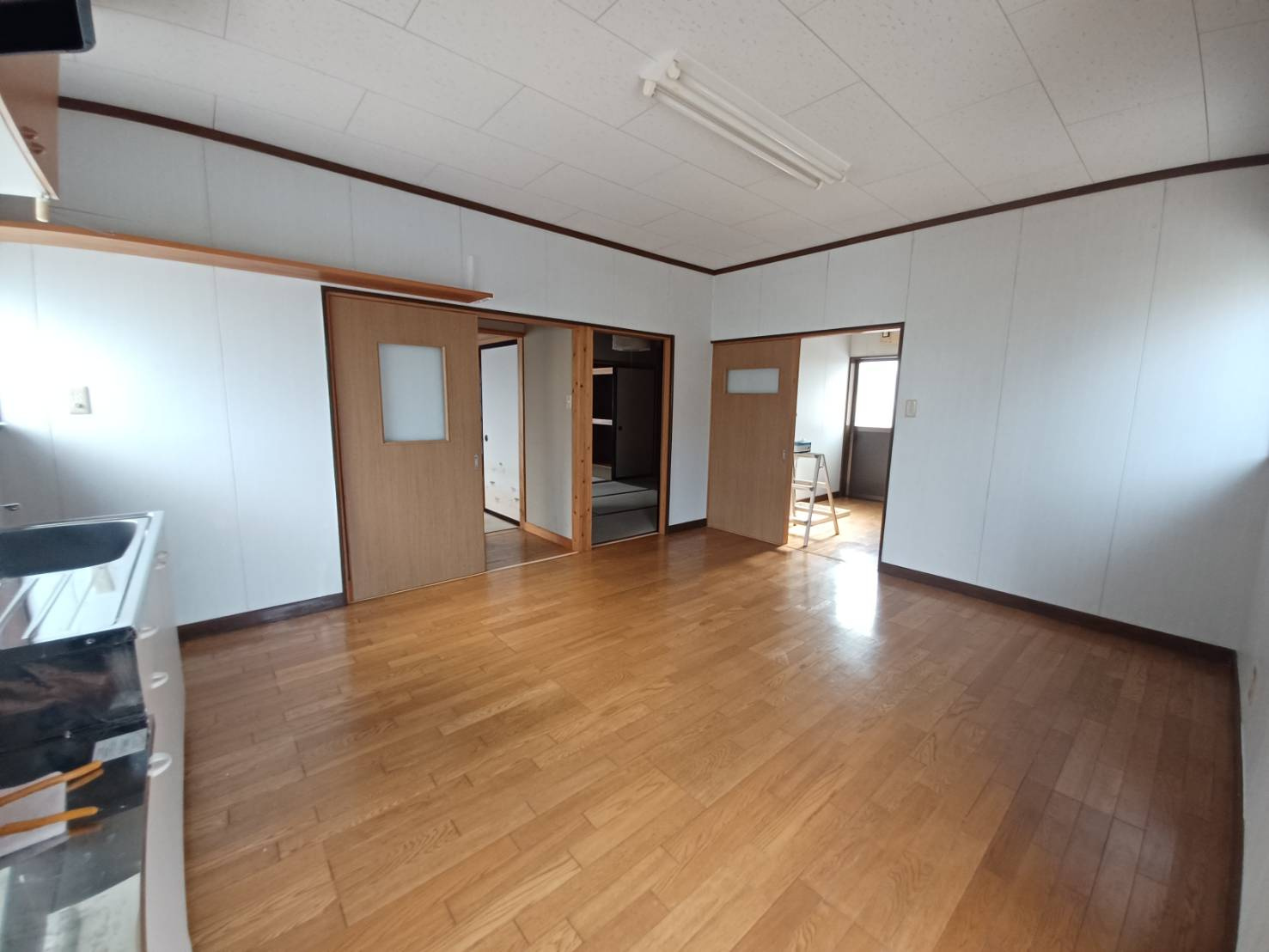 勿来町窪田町通戸建の居間・リビング