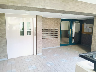 【ロビー】 | 日吉南パークホームズ3番館 | 清潔なエントランスです