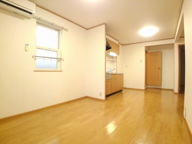 エスポワール吉田Ⅲの居間・リビング