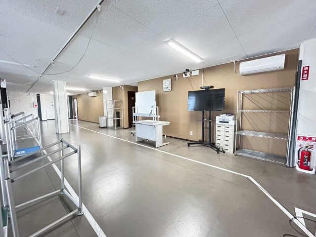 高浜市論地町1丁目貸工場の内装