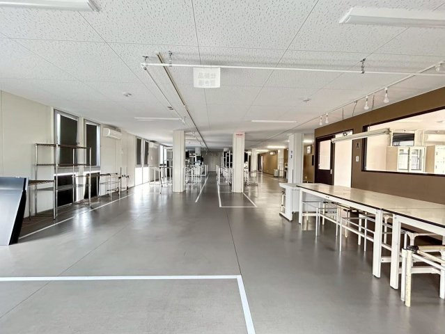 高浜市論地町1丁目貸工場の内装