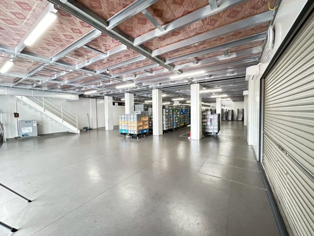 高浜市論地町1丁目貸工場の内装