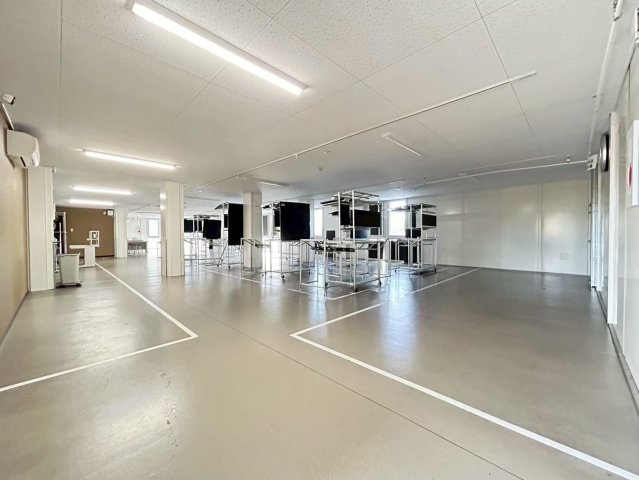 高浜市論地町1丁目貸工場の内装