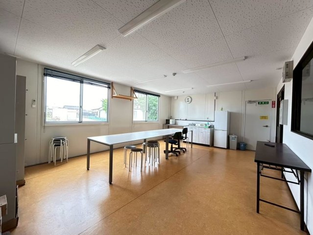 高浜市論地町1丁目貸工場の内装