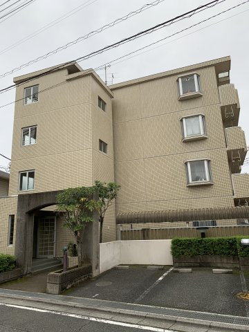 富士見市針ケ谷１丁目の賃貸マンションの外観