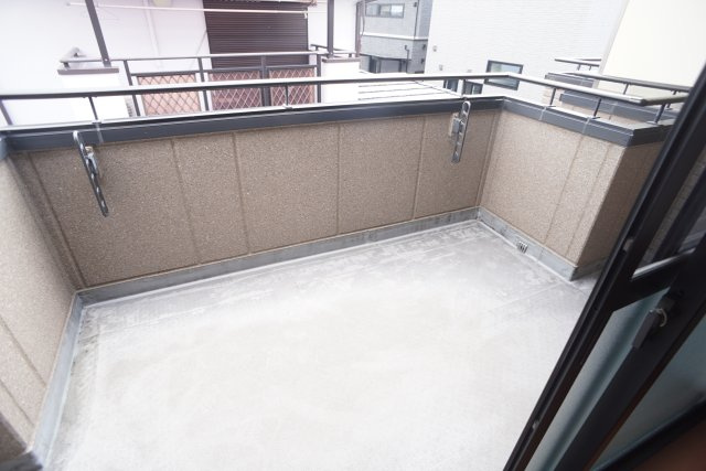 榎本メゾンのバルコニー
