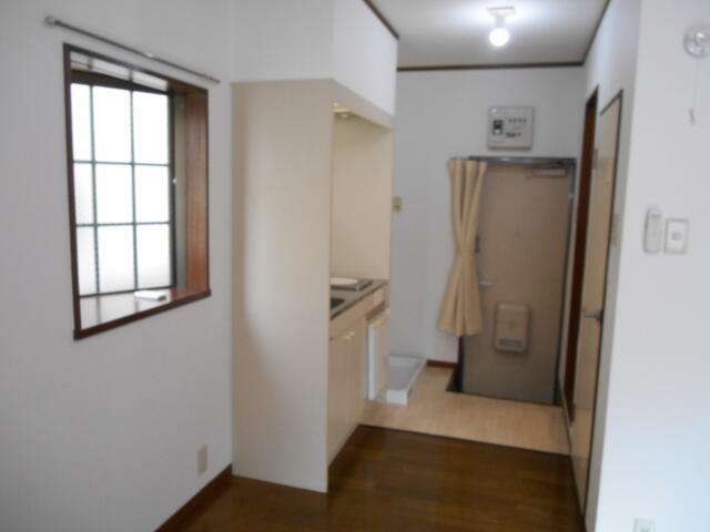 キッチン付近