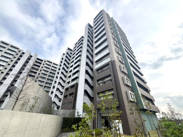 センターマークスレジデンスの外観