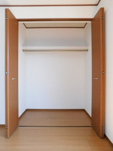 北名古屋市薬師寺屋敷の中古一戸建の収納|◇クローゼット◇