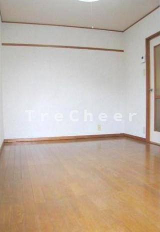 コバヤシハイツの居間・リビング