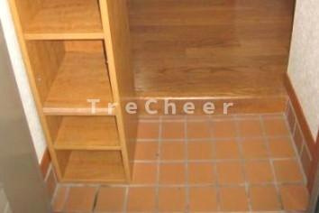 コバヤシハイツの玄関