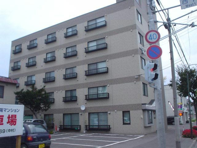 第2恒陽マンションの駐車場