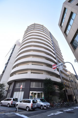 ドゥーエなんば南の居間・リビング