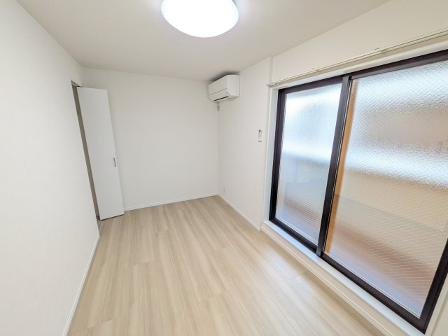 アザーレ・パッシオ新百合ヶ丘Bの居間・リビング