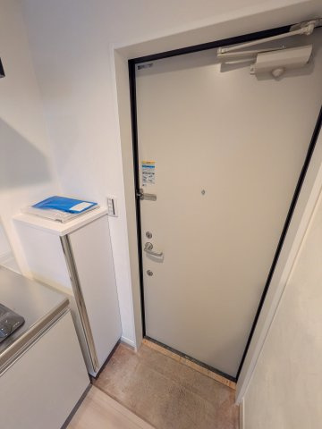 アザーレ・パッシオ新百合ヶ丘Bの玄関